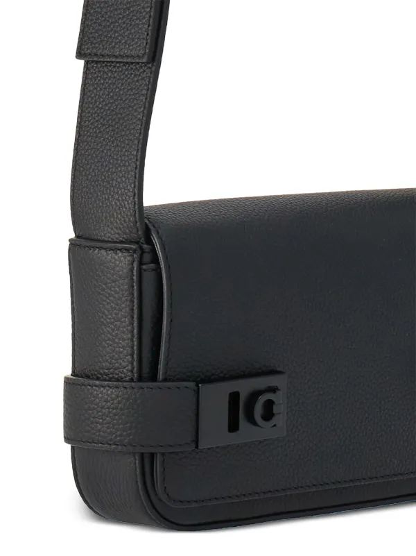FERRAGAMO ガンチーニバックル メッセンジャーバッグ Ferragamo ガンチーニバックル レザーメッセンジャーバッグ