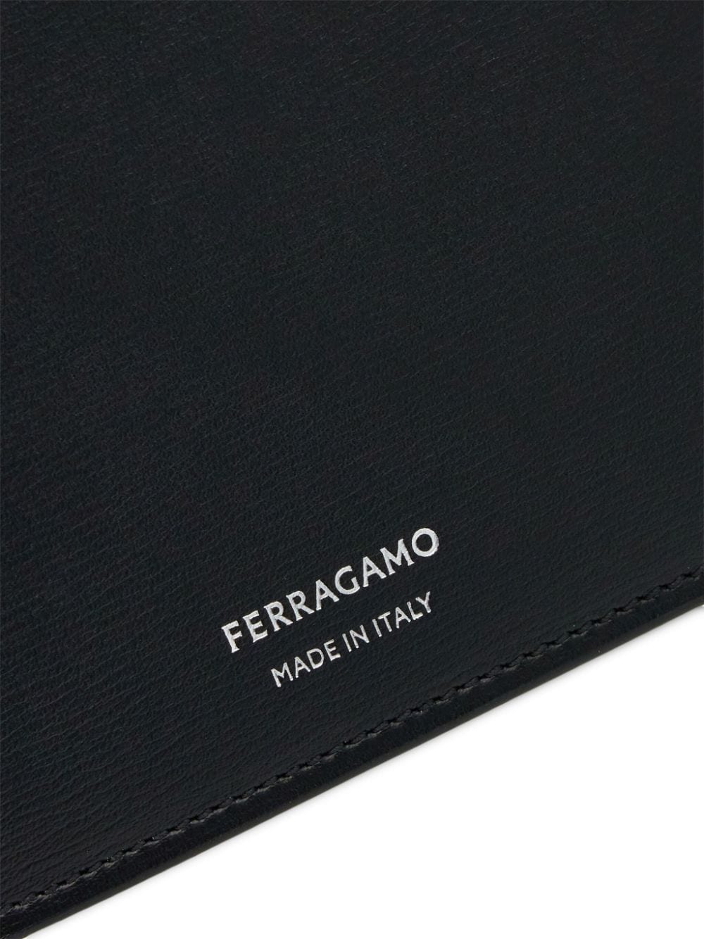 Ferragamo Leren portemonnee met logo-reliëf Zwart