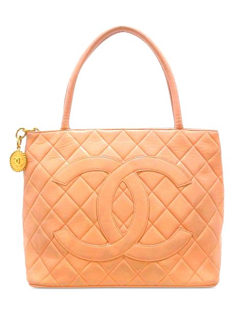 HOT SALE CHANEL Medallion tote bag Women