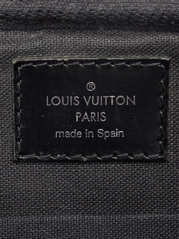 Louis Vuitton 2018 pre-owned Taiga Belt Bag - Farfetch