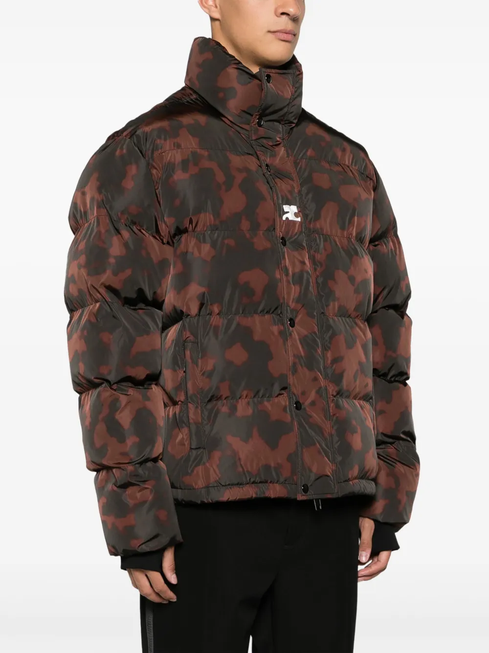 Courrèges Jack met camouflageprint Zwart