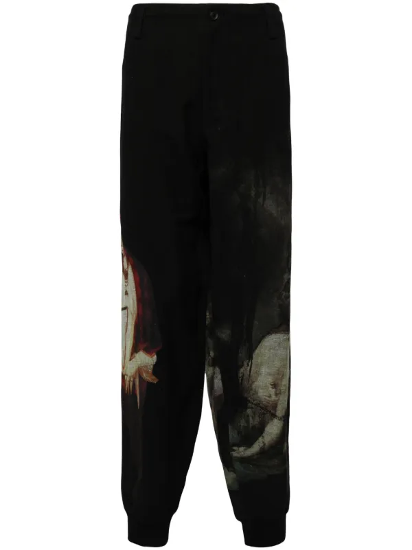 Yohji Yamamoto A Nightmare テーパードパンツ | ブラック | FARFETCH JP Yohji Yamamoto A Nightmare テーパードパンツ | ブラック | FARFETCH JP