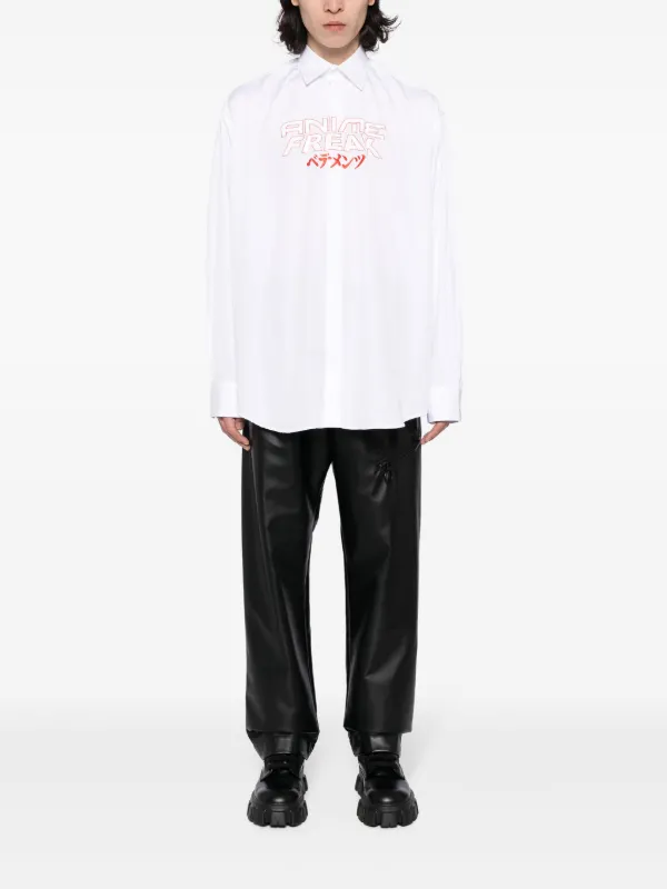 大人気! VETEMENTS Anime Freak Tシャツ フロントロゴ コットン VETEMENTS Anime Freak Cotton T-shirt | Black | FARFETCH AZ