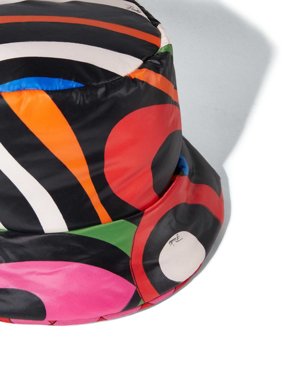 Shop Pucci Abstract Print Bucket Hat In Black