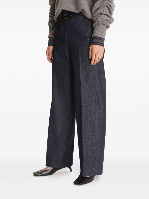 【送料&関税込】Tory Burch Princess Seam Denim Jeans Tory Burch Princess Seam Denim Jeans | italist