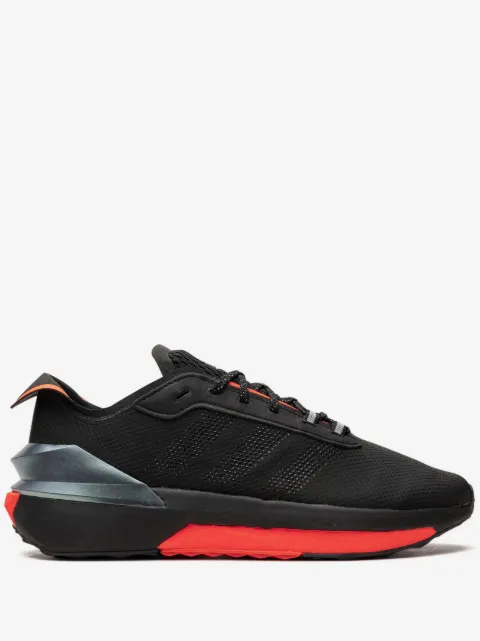 adidas Avrym スニーカー