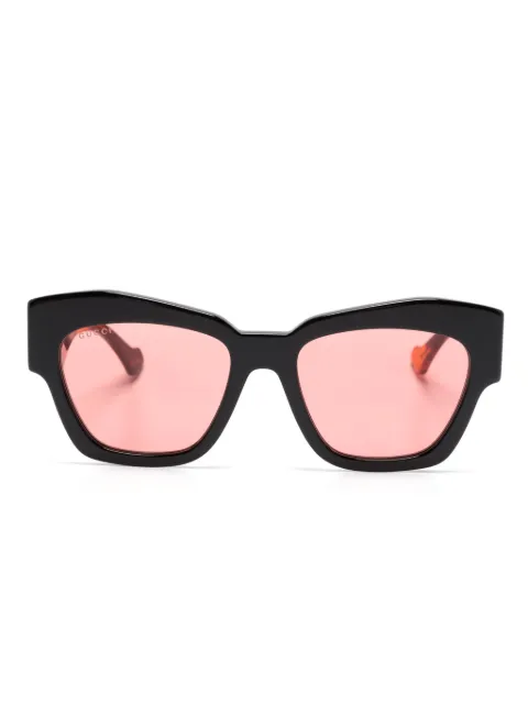 Gucci Eyewear logo-plaque oversize-frame sunglasses 