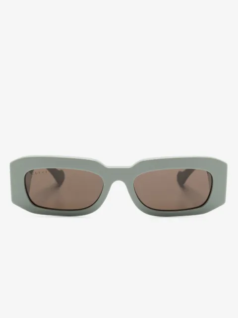 Gucci Eyewear lentes de sol con armazón rectangular y letras del logo