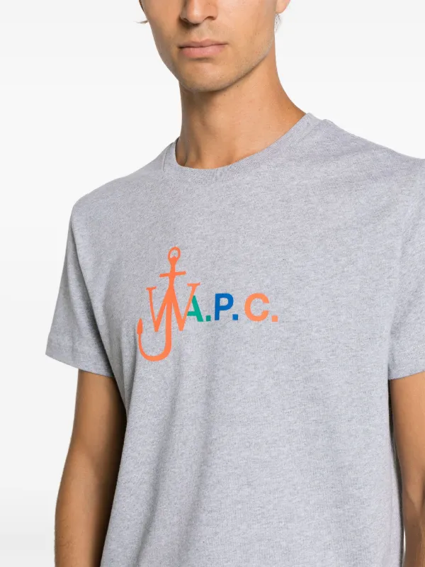 レビューの多い高評価商品特集！ A.P.C. x JW Anderson logo-print T-shirt | Grey | FARFETCH GE トップス