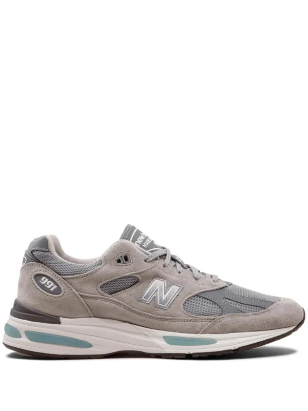 New Balance Made In UK 991v2 スニーカー | グレー | FARFETCH JP