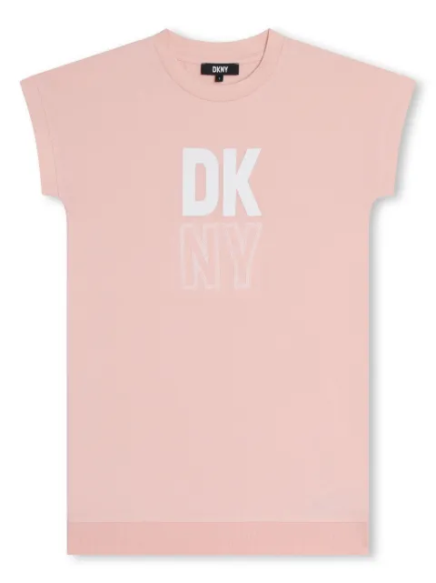 Dkny Kids فستان قطن عضوي بطبعة شعار الماركة