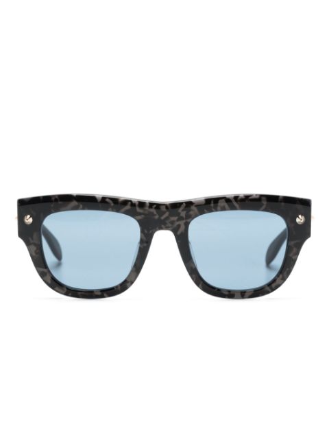 Alexander McQueen Eyewear stud-detailed tinted sunglasses Men