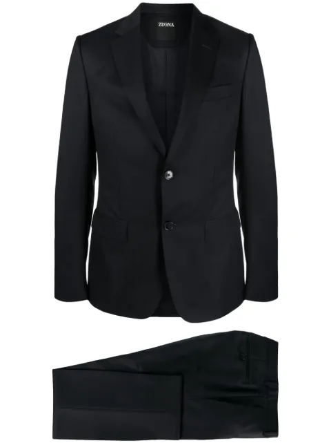 Zegna traje con solapas de muesca y botones
