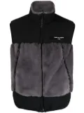 Comme des Garçons Homme Sherpa logo-patch vest - Grey