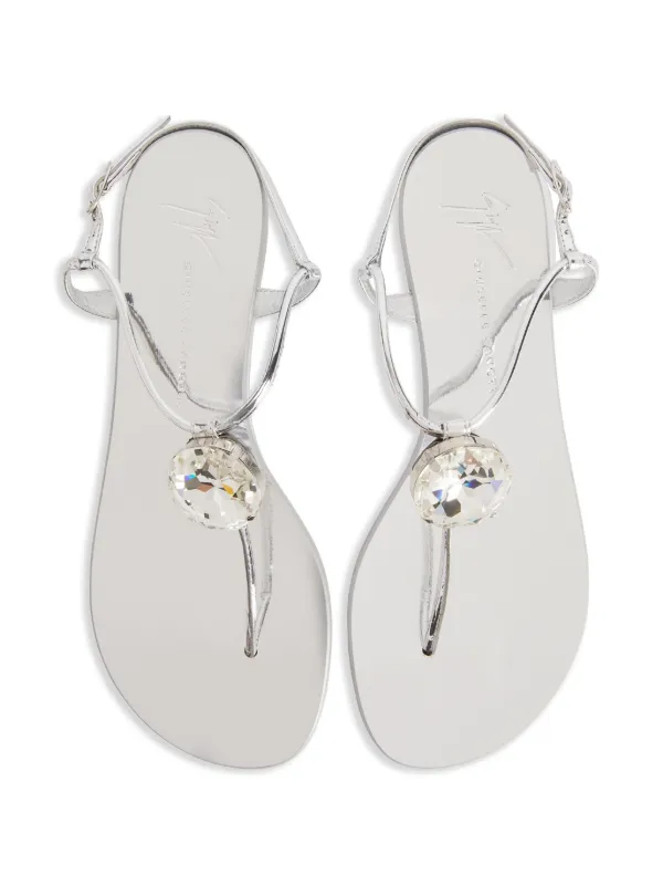 サンゴ ホワイト 約40センチ Giuseppe Zanotti Anthonia metallic-effect Flat Sandals | Silver