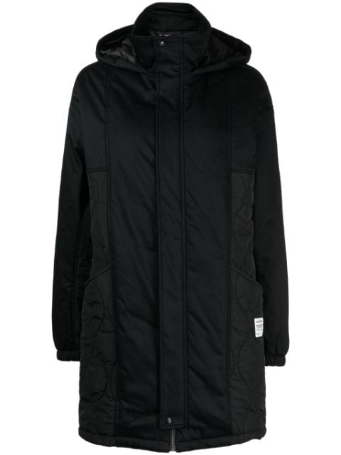 izzue logo-appliqué hooded padded coat