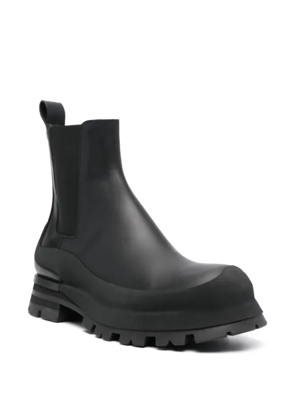 Alexander McQueen Wander Leather Chelsea Boots | Black