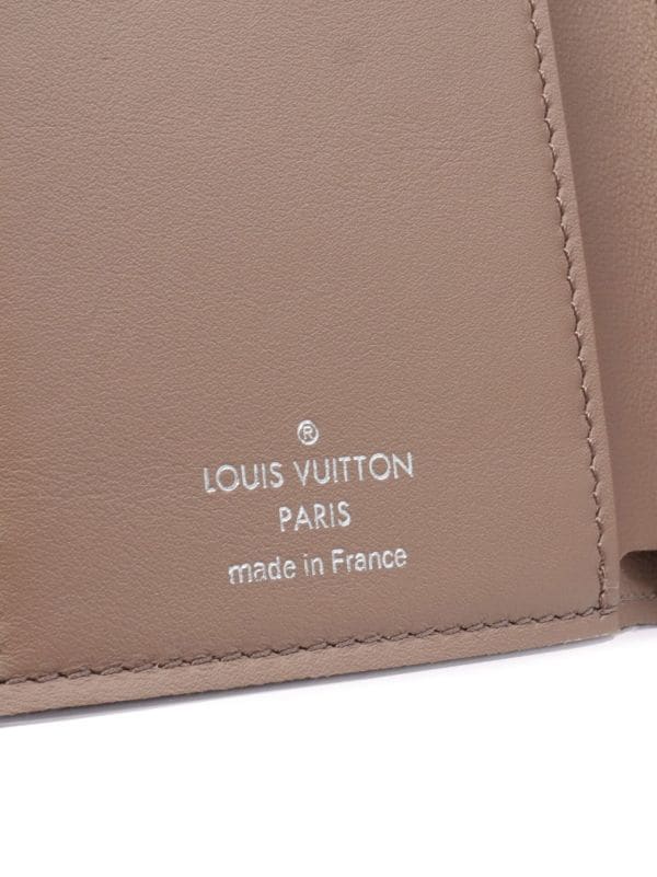 Pre-owned Louis Vuitton Capucines Wallet