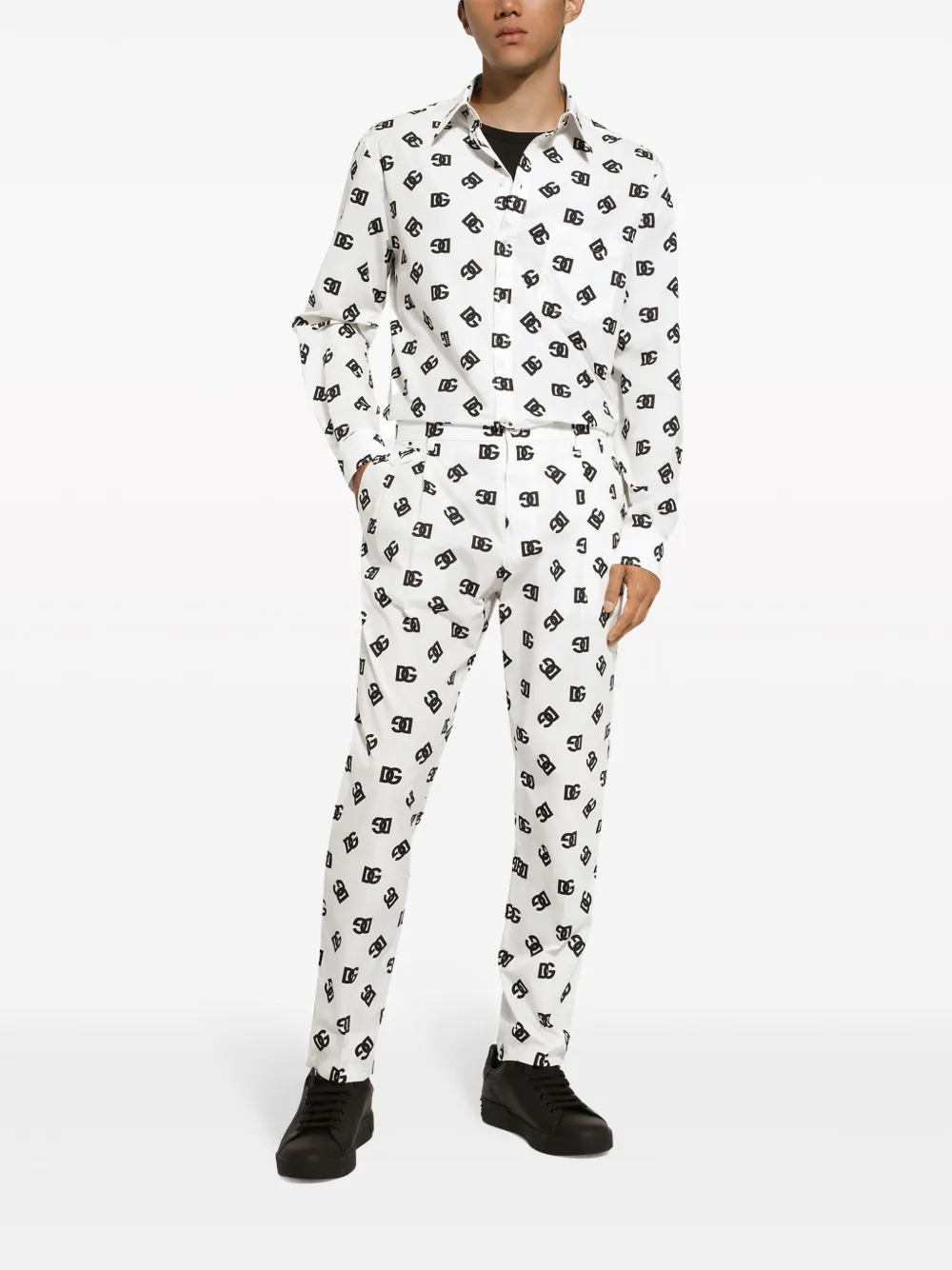 Dolce & Gabbana Calça cenoura com estampa de logo | Calça cenoura | Image 2