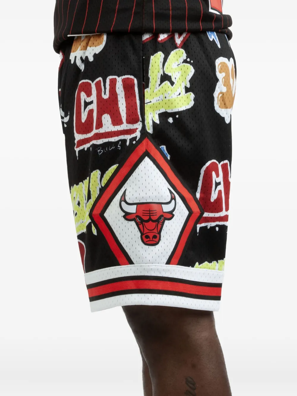 Mitchell & Ness x NBA Chicago Bulls 1997 Slap Sticker Swingman shorts Zwart