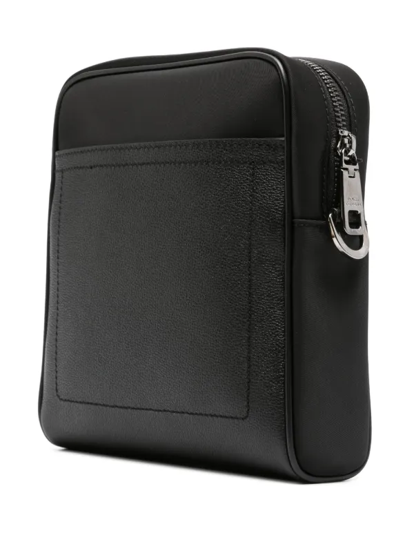 【Dolce&Gabbana】メッセンジャーバッグ ロゴプレート ブラック Dolce & Gabbana ロゴプレート メッセンジャーバッグ | ブラック