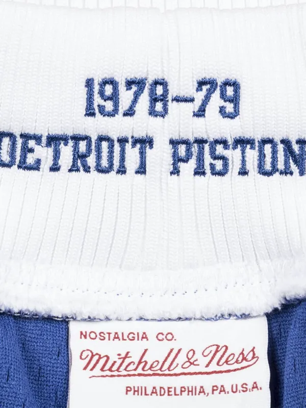 Mitchell & Ness 