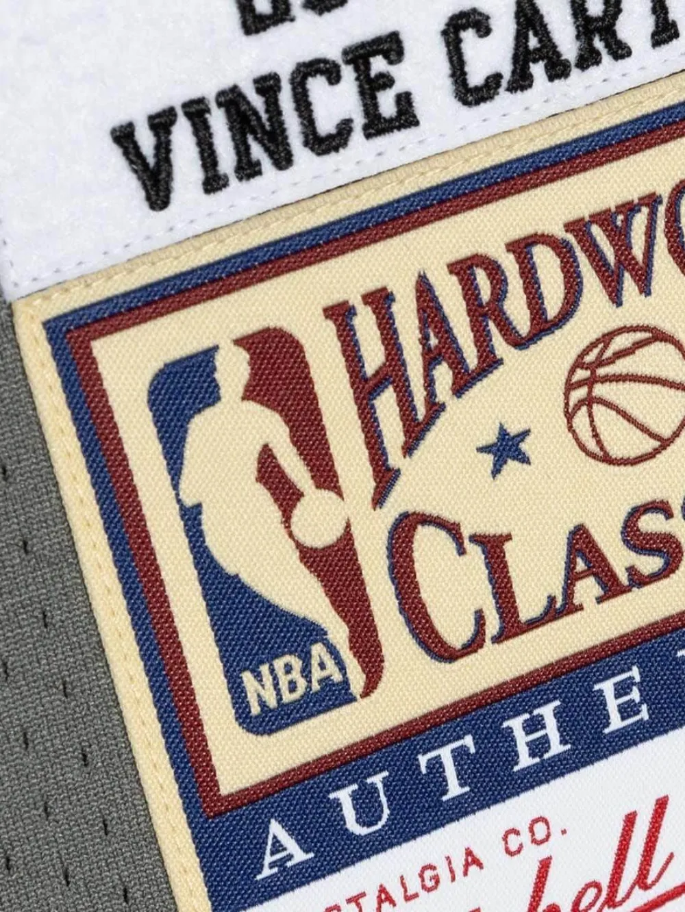 Mitchell & Ness "NBA New Jersey Nets 2004 Vince Carter" basketbalshirt Grijs