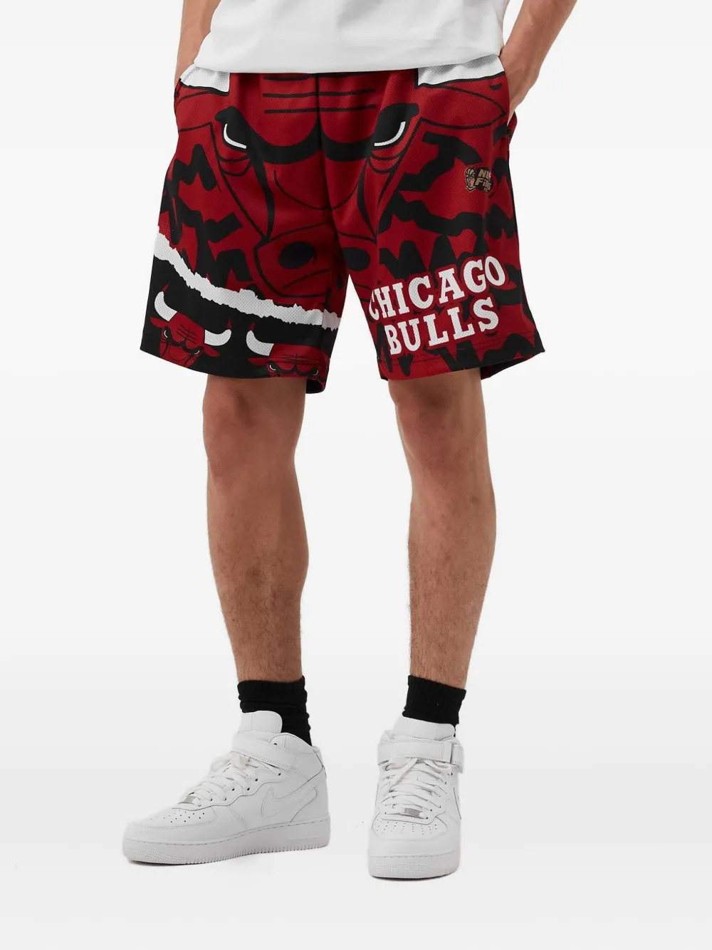 Mitchell & Ness Nba Chicago Bulls Shorts In Red