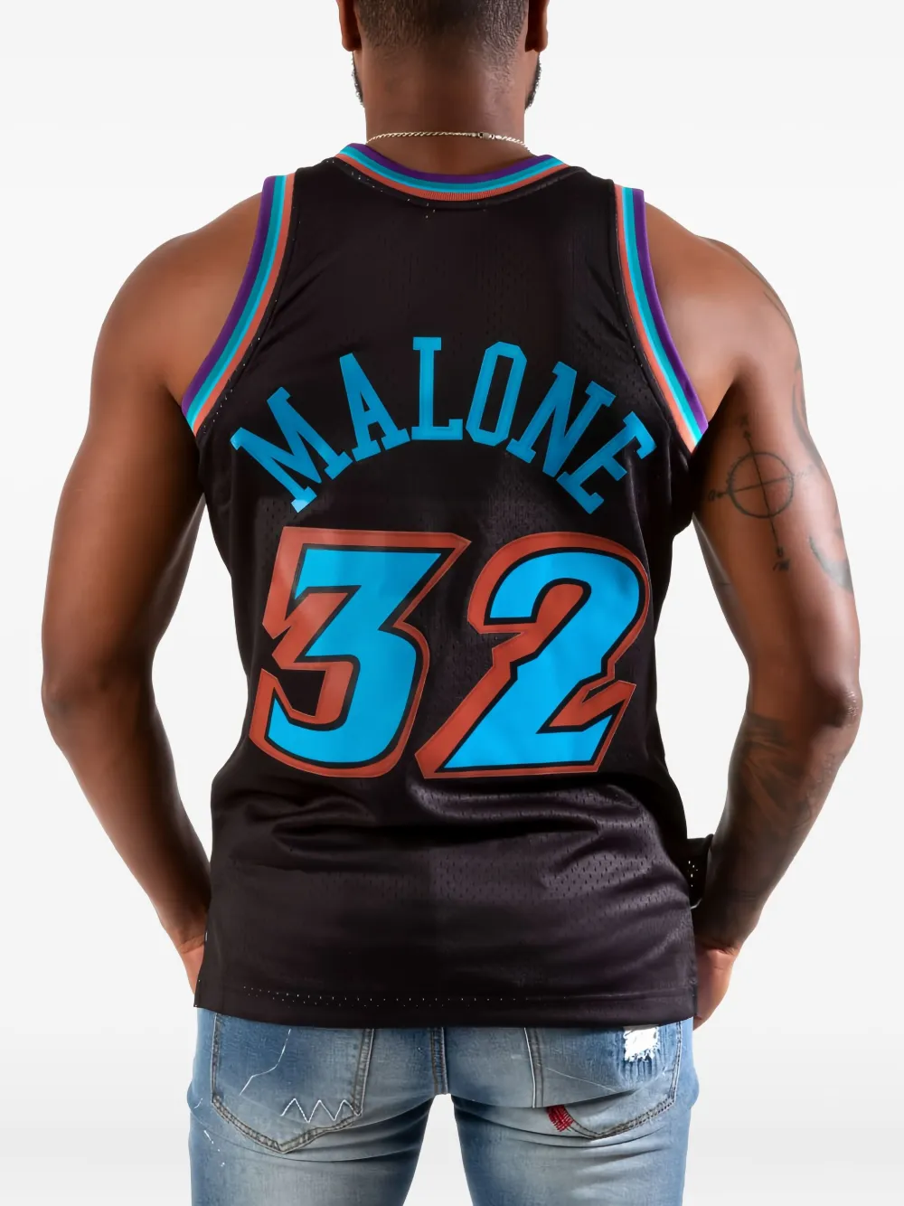 Mitchell & Ness Reload Swingman "NBA Utah Jazz 1996 Karl Malone" t-shirt Zwart