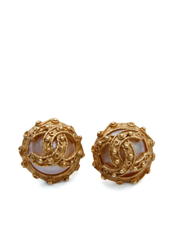 CHANEL Pre-Owned 1994 CC faux-pearl clip-on Earrings - Farfetch