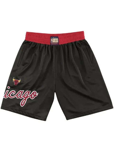Mitchell & Ness short Team Heritage 'NBA Chicago Bulls 1975'