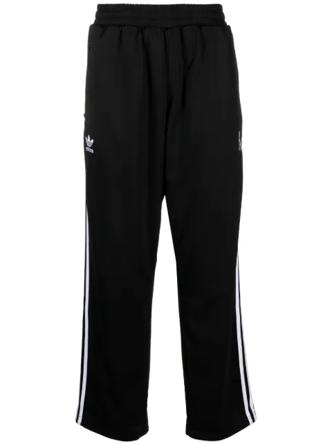 adidas pants reciclados de adidas x Korn