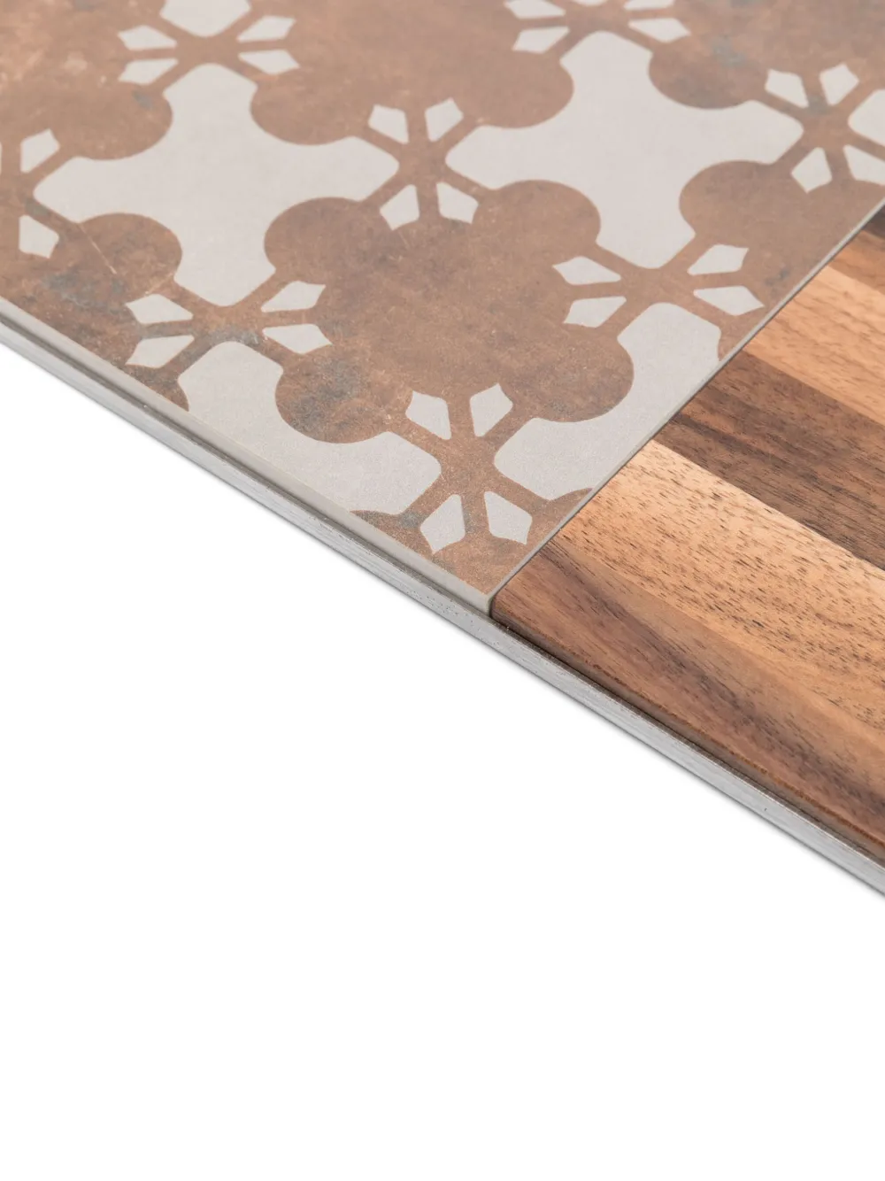 Contrast-Detail Wood Cutting Board