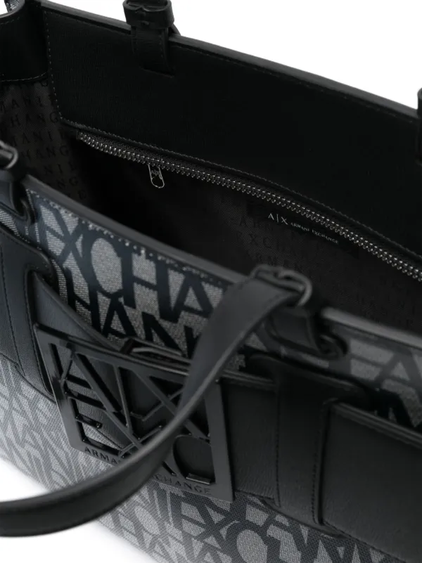 Armani Exchange logo-print zip-fastening Tote Bag | Black | FARFETCH
