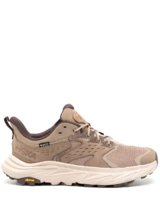HOKA