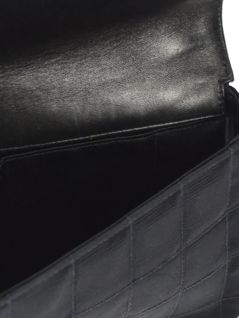 CHANEL Pre-Owned 2002 East West Travel Line shoulder bag - Zwart