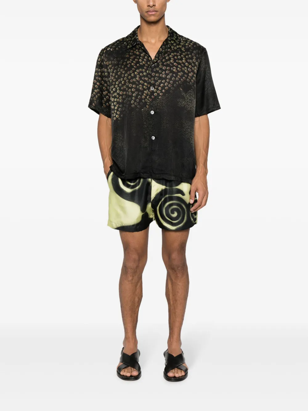 Nanushka Zijden shorts - Geel