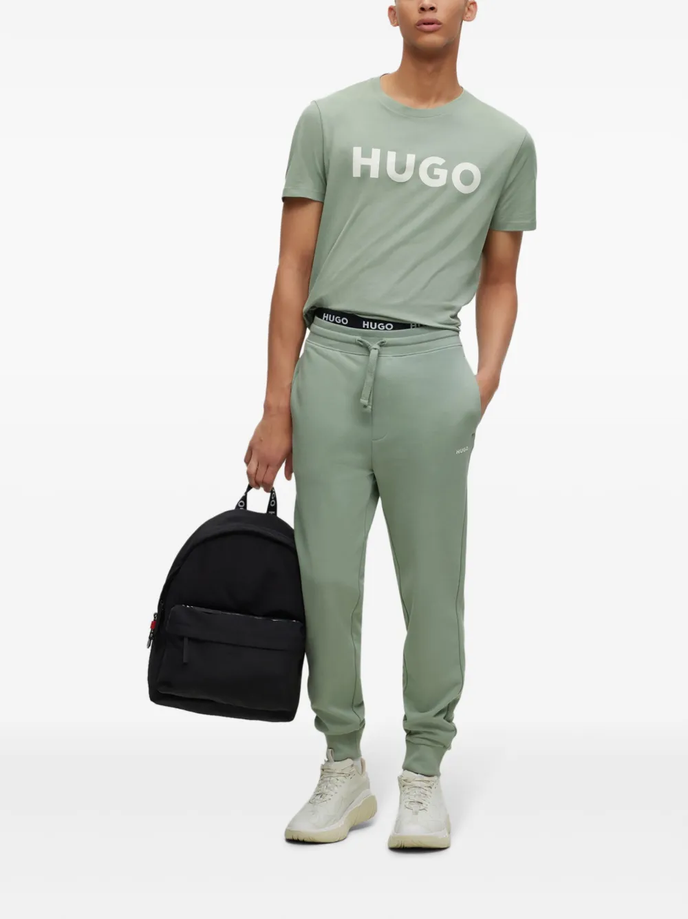 HUGO logo-strap zip-up backpack - Zwart