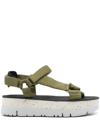 Camper