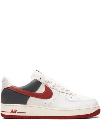 composition nike air force 1