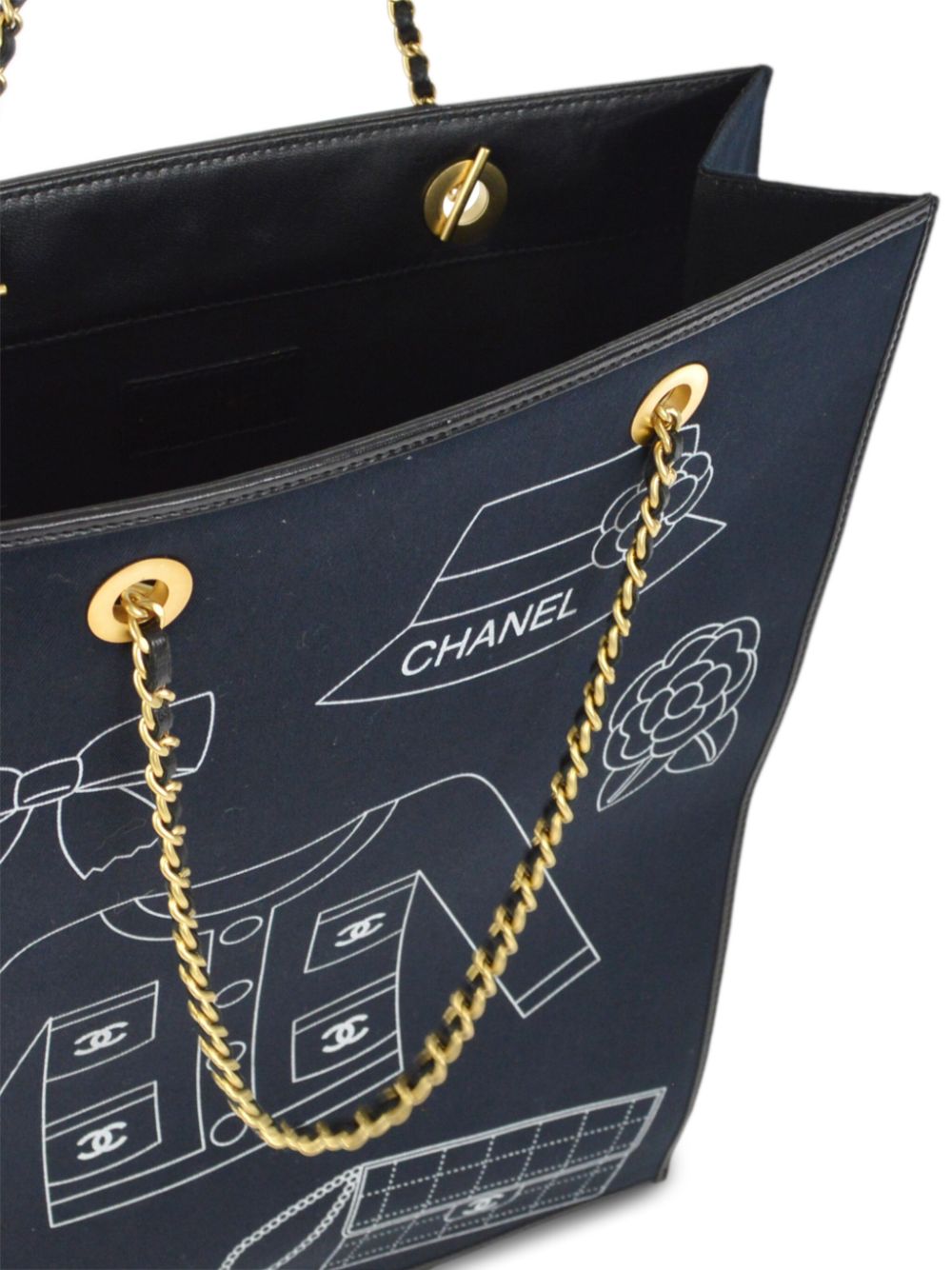 CHANEL 2002 Icon chain-link tote bag Women