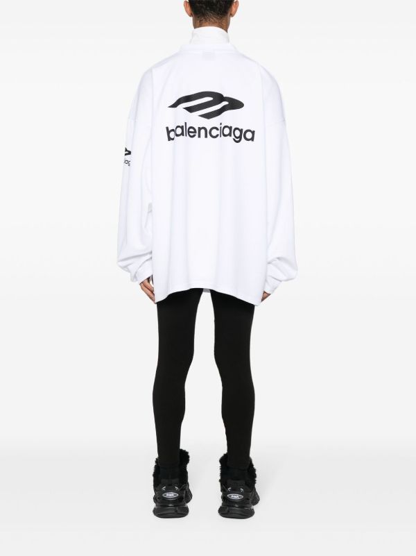 Balenciaga logo-print V-neck T-shirt - Farfetch