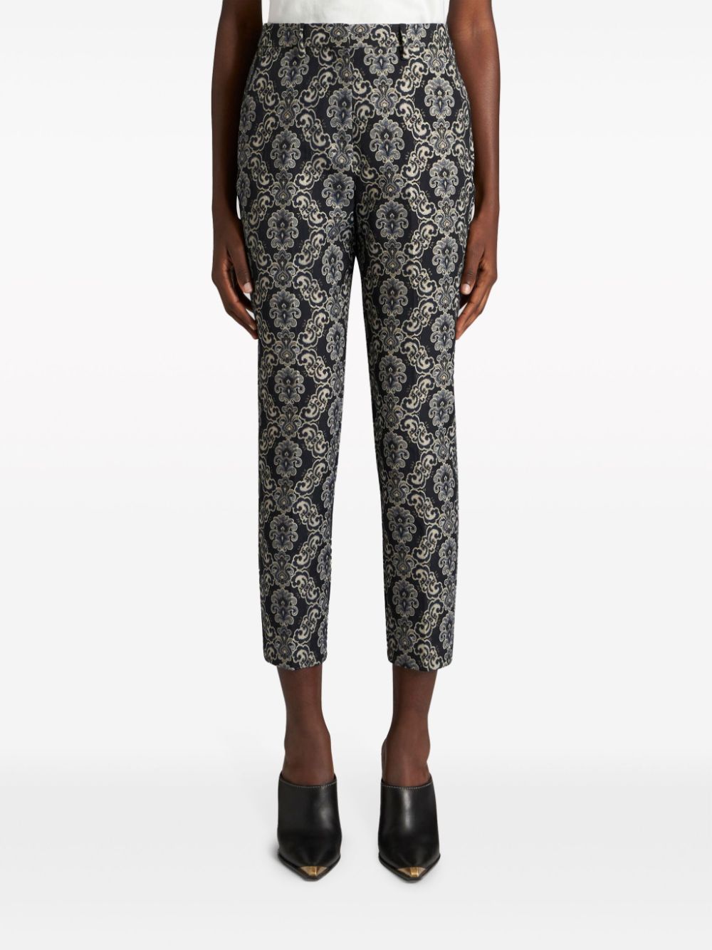 Shop Etro Floral-brocade Cropped Trousers In Schwarz