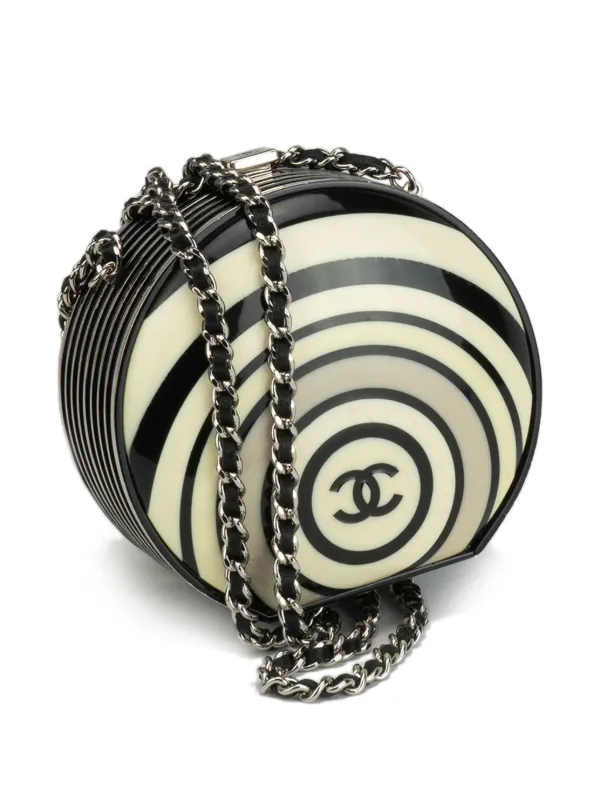 CHANEL Pre-Owned 2006 Pillbox Minaudière Bag | Black | FARFETCH