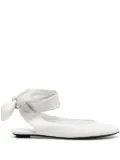 The Attico Cloe ballerina shoes - White