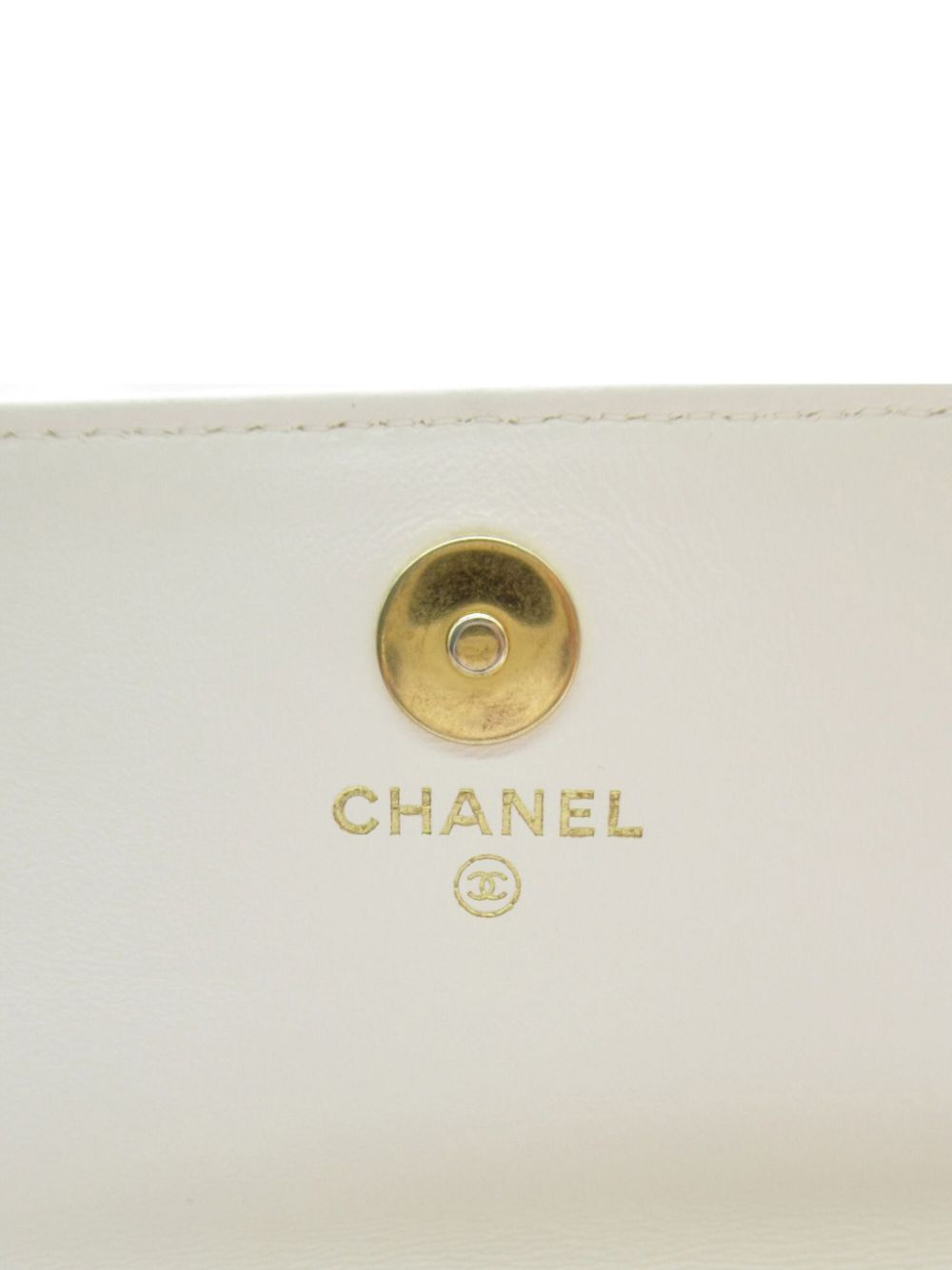 CHANEL Pre-Owned Logo Appliqué Flap Phone Holder - Farfetch