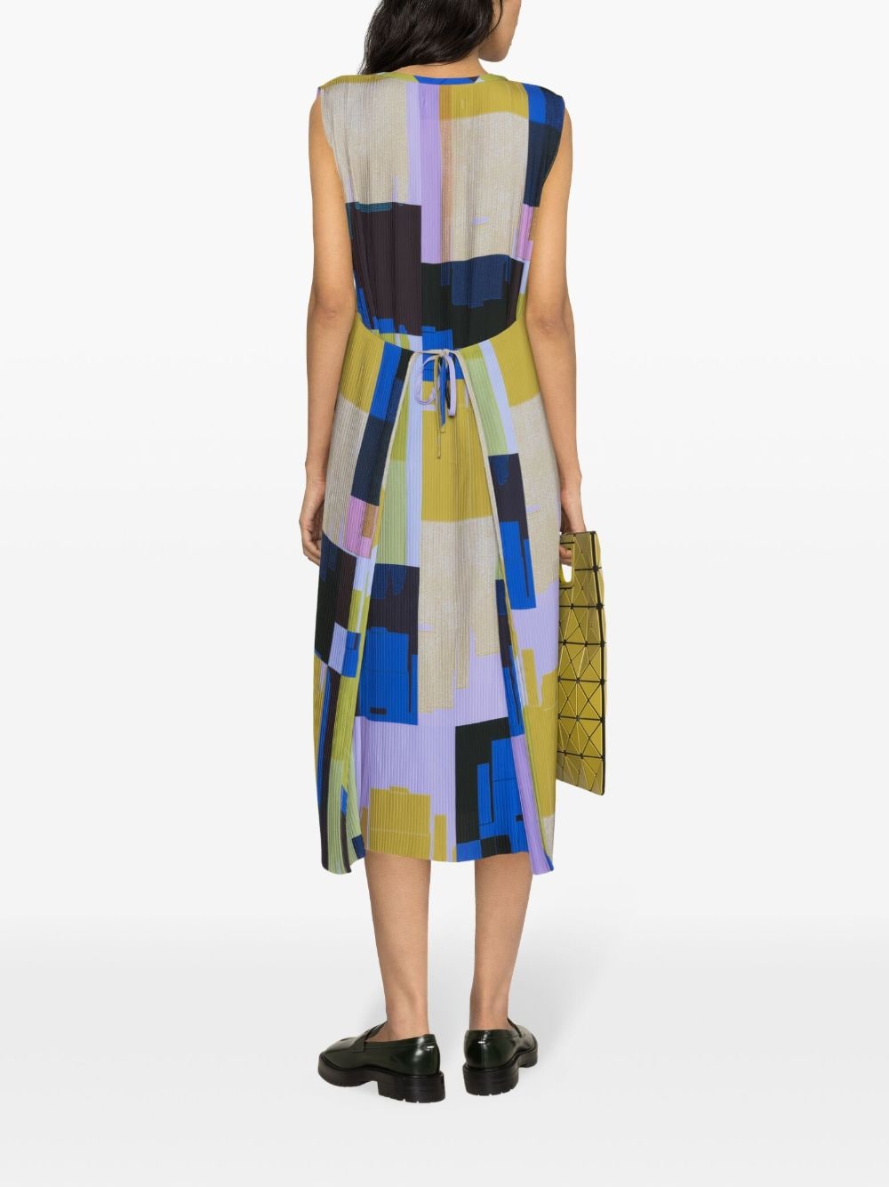 Shop Henrik Vibskov Pull Geometric-print Plissé Dress In Green