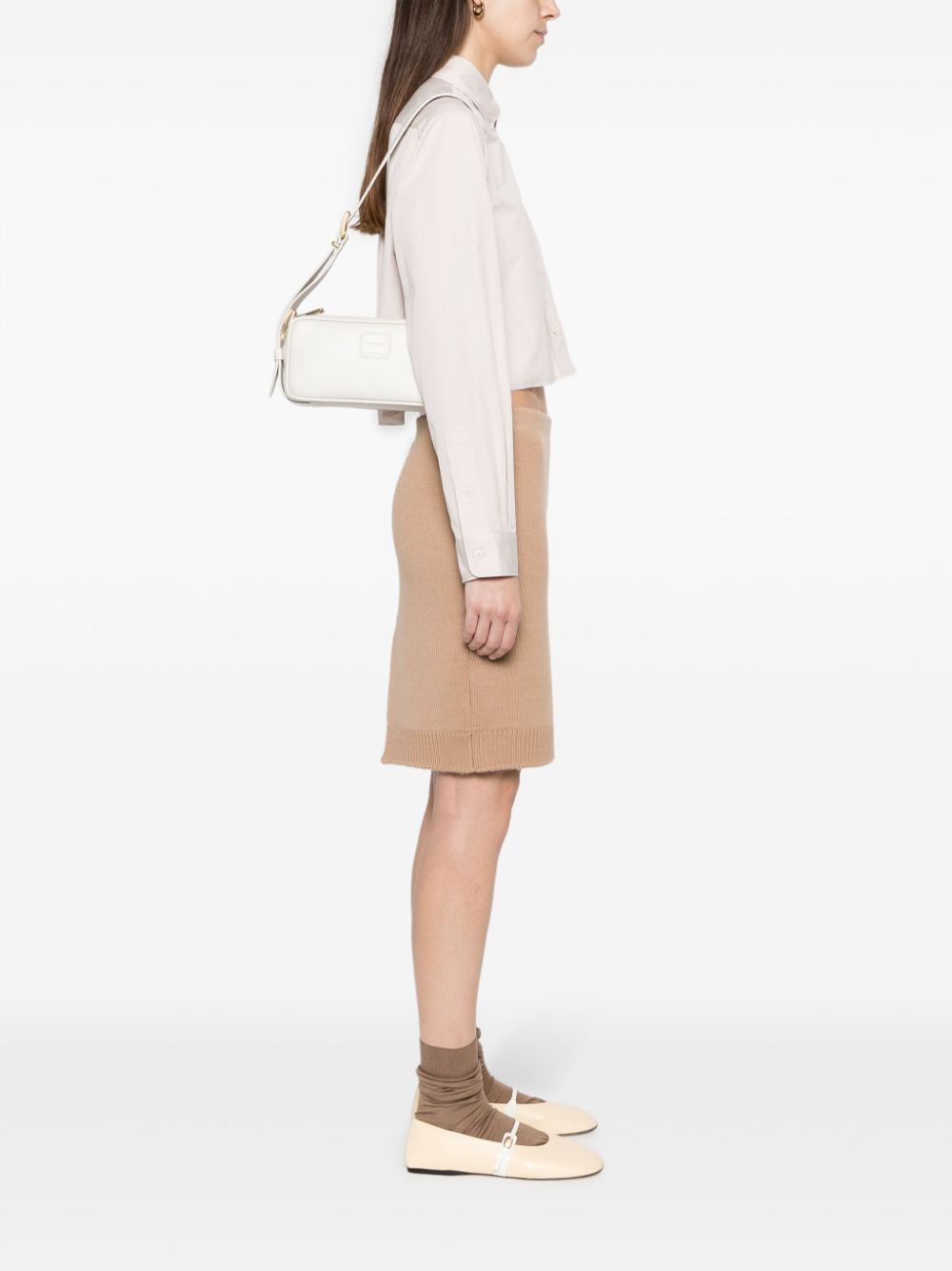 Miu Miu Leren schoudertas met logo-reliëf - Beige