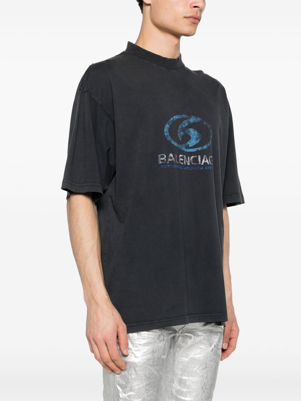 Shop Balenciaga Surfer Logo-print Cotton T-shirt In Black