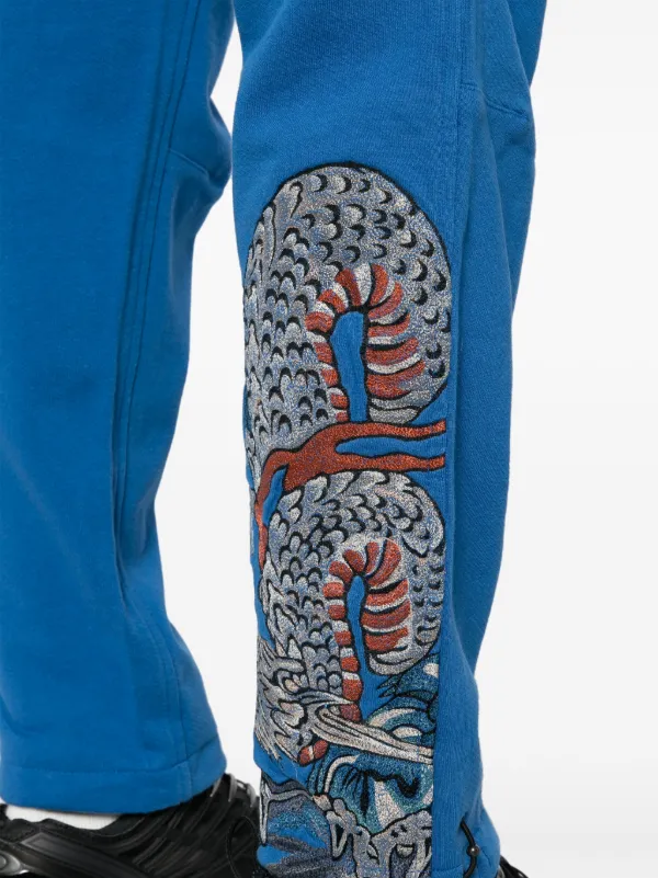 パンツ Maharishi Blue Dragon Trousers Maharishi dragon-print Cotton Trousers | Blue | FARFETCH